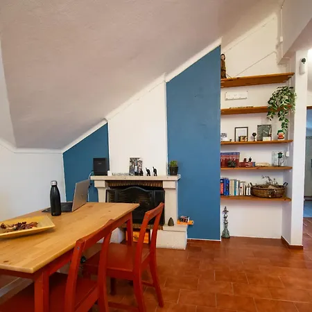 Three-bed Duplex, 20min To Lisbon, Pets Welcome! * Parede