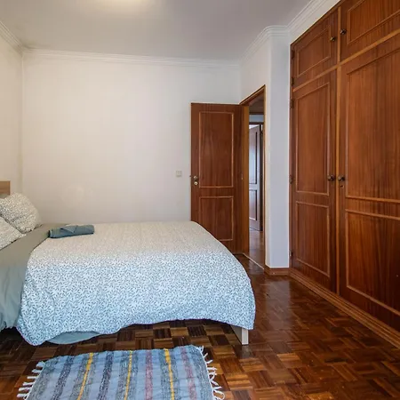 Three-bed Duplex, 20min To Lisbon, Pets Welcome! Parede