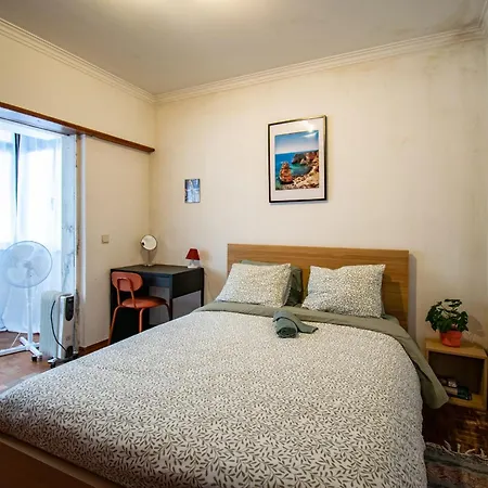 Three-bed Duplex, 20min To Lisbon, Pets Welcome! * Parede