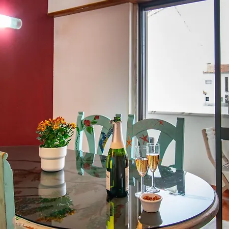 Appartement Three-bed Duplex, 20min To Lisbon, Pets Welcome!