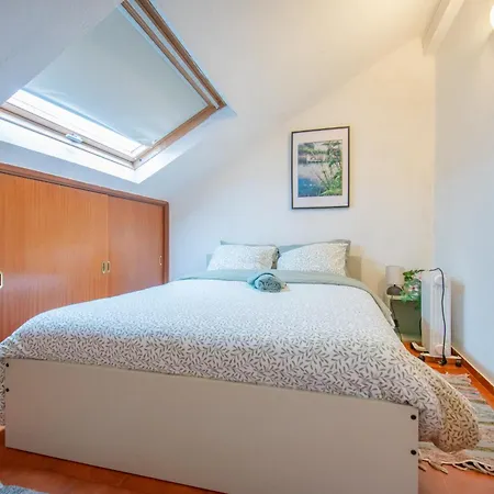 Three-bed Duplex, 20min To Lisbon, Pets Welcome! *